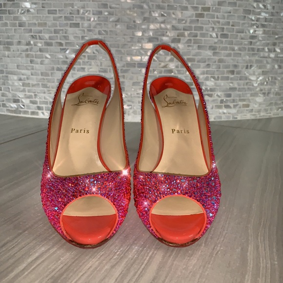 ✨Coral Christian Louboutin Strass✨ - Picture 2 of 6